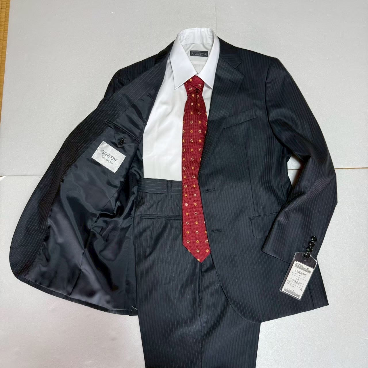 【OG-23】GIVERDYE (ジバルディ)617B8002 ネイビー シャドーストライプツーパンツスーツ A5