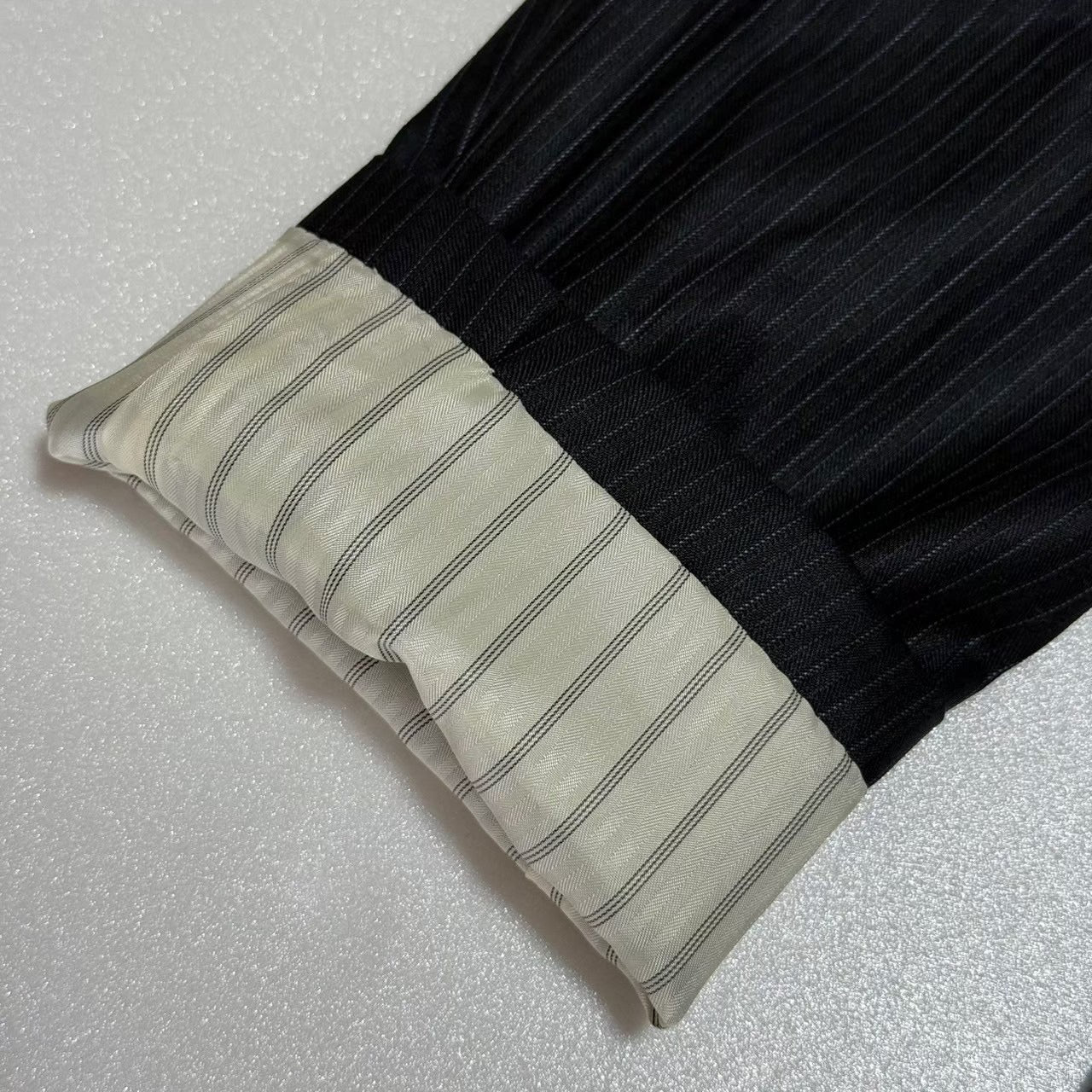 【OG-23】GIVERDYE (ジバルディ)617B8002 ネイビー シャドーストライプツーパンツスーツ A5