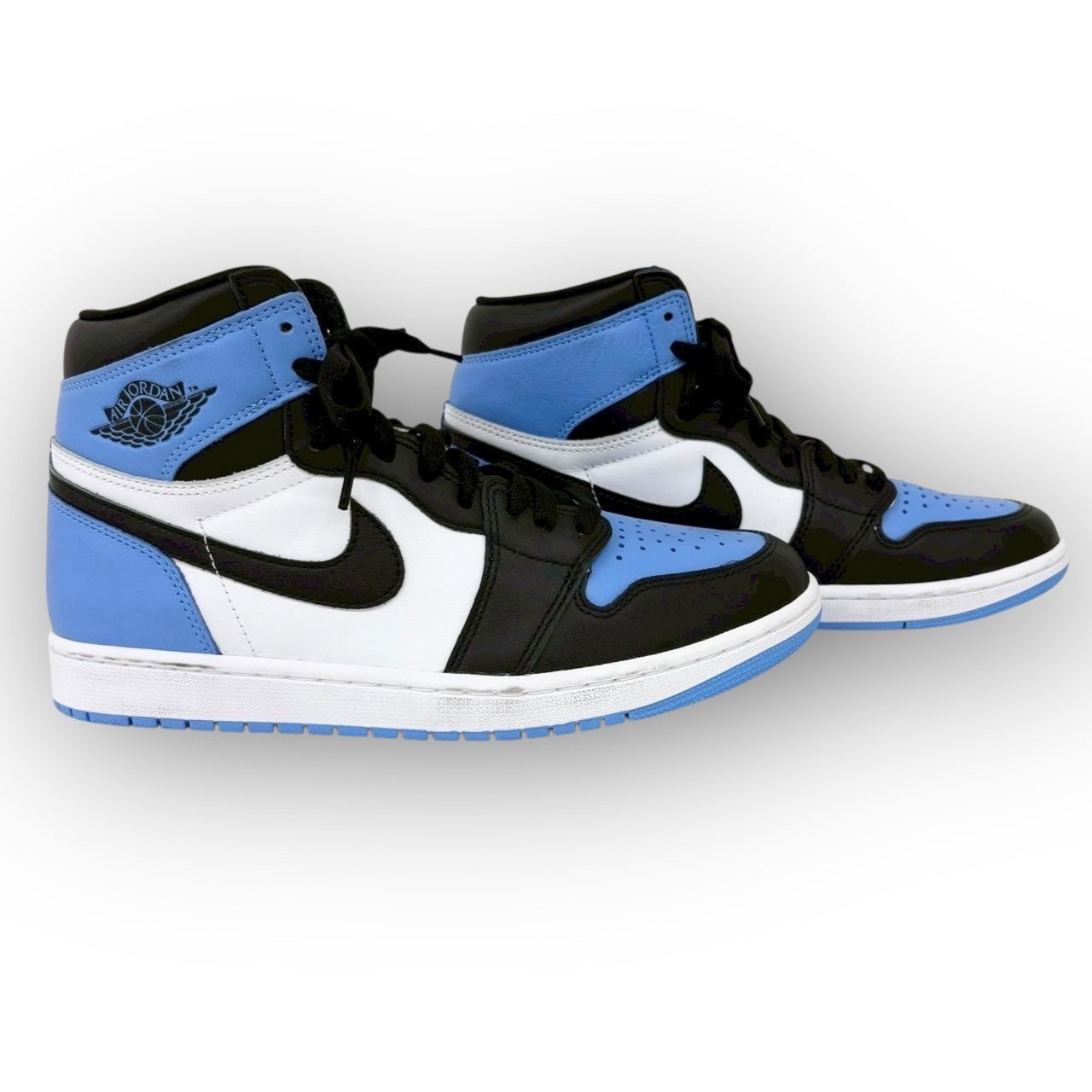 【748-7】NIKE スニーカー/DM7708-100/27.5/付属品:箱/紐