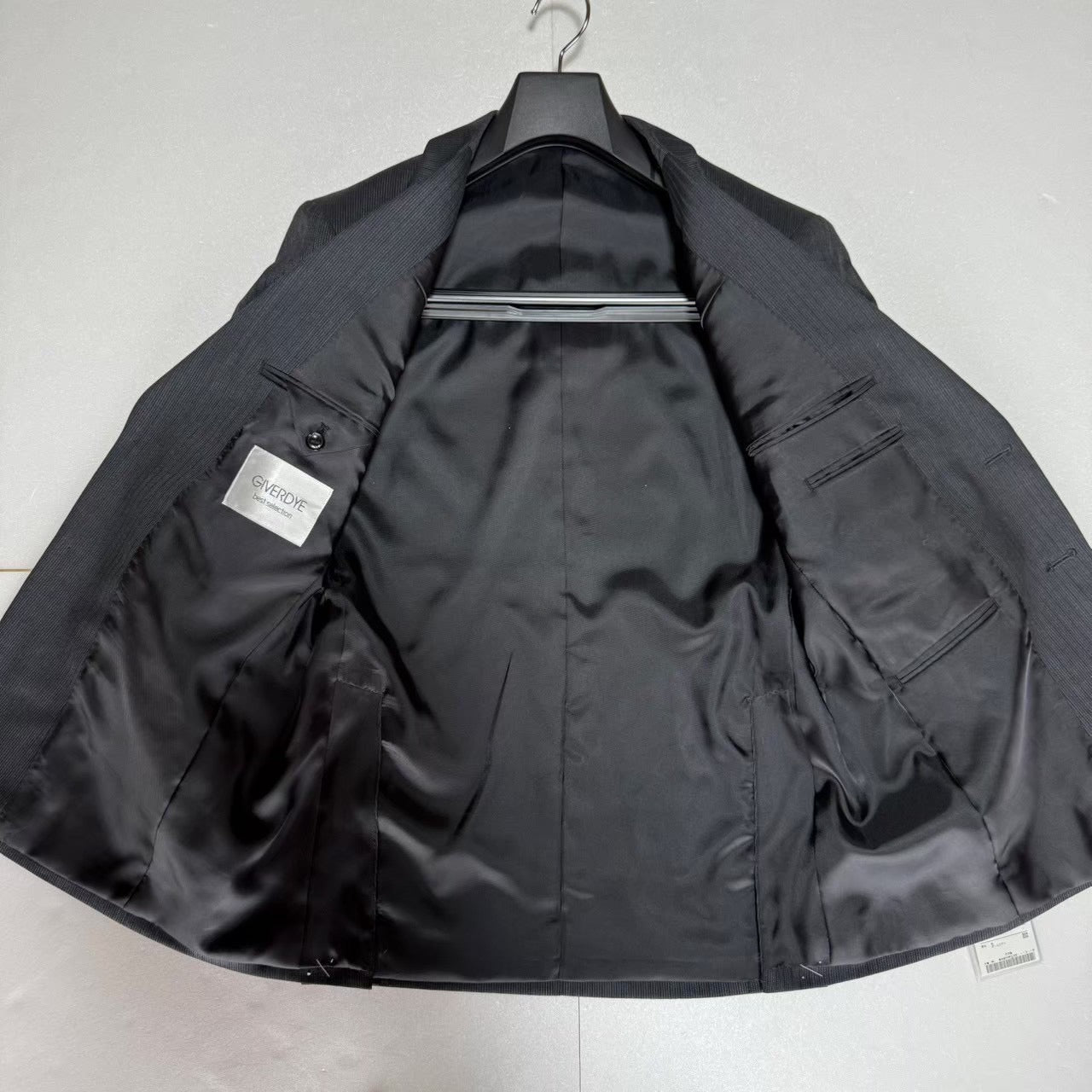 【OG-24】GIVERDYE (ジバルディ)617B8003 グレー シャドーストライプツーパンツスーツ AB4