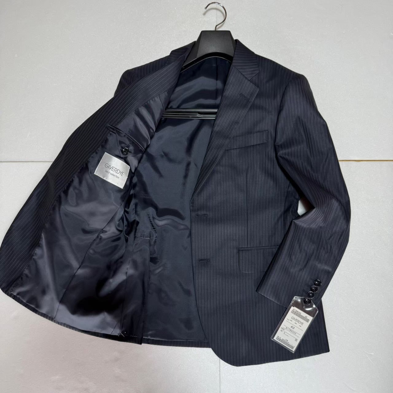 【OG-22】GIVERDYE (ジバルディ)617B8002 ネイビー シャドーストライプツーパンツスーツ A3