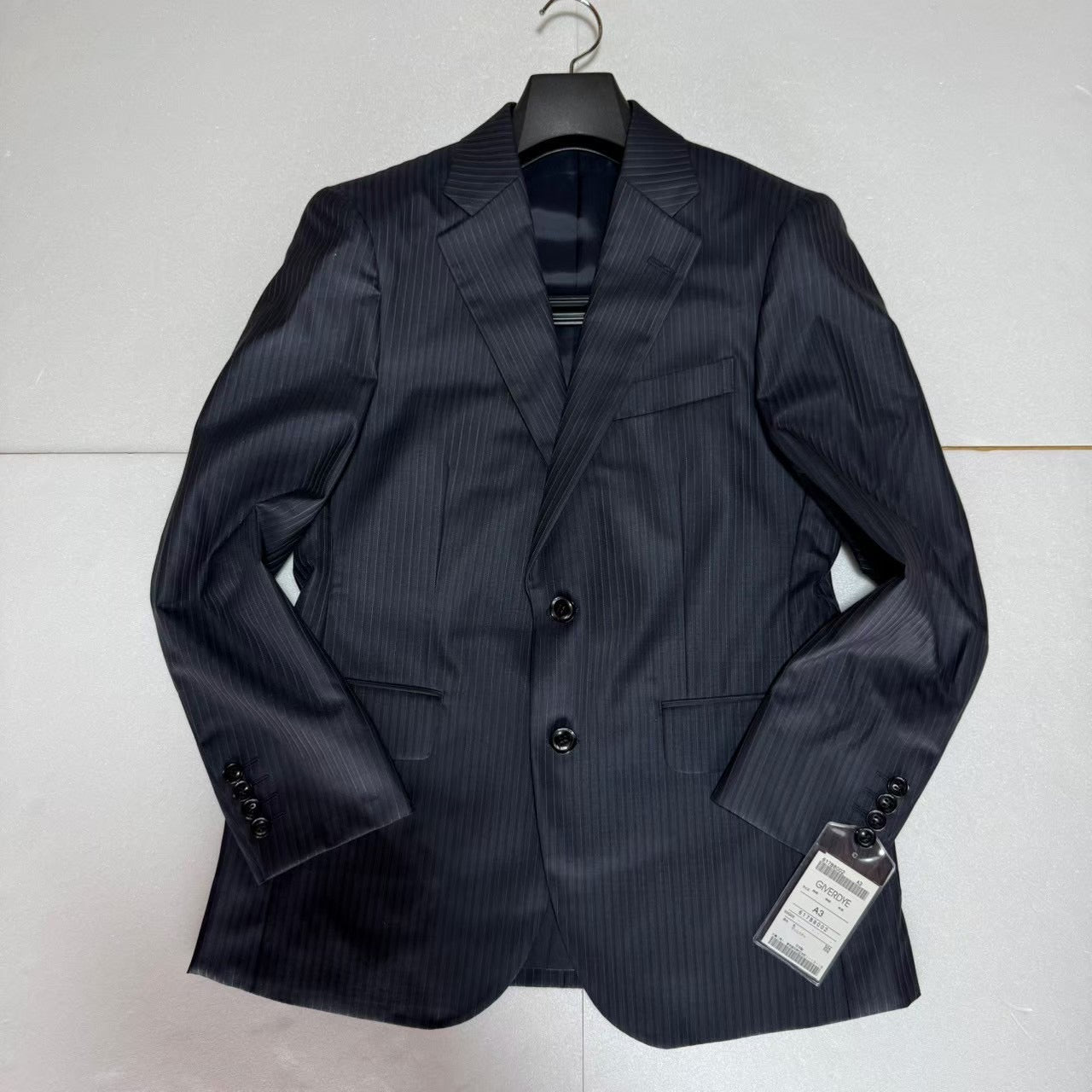 【OG-22】GIVERDYE (ジバルディ)617B8002 ネイビー シャドーストライプツーパンツスーツ A3