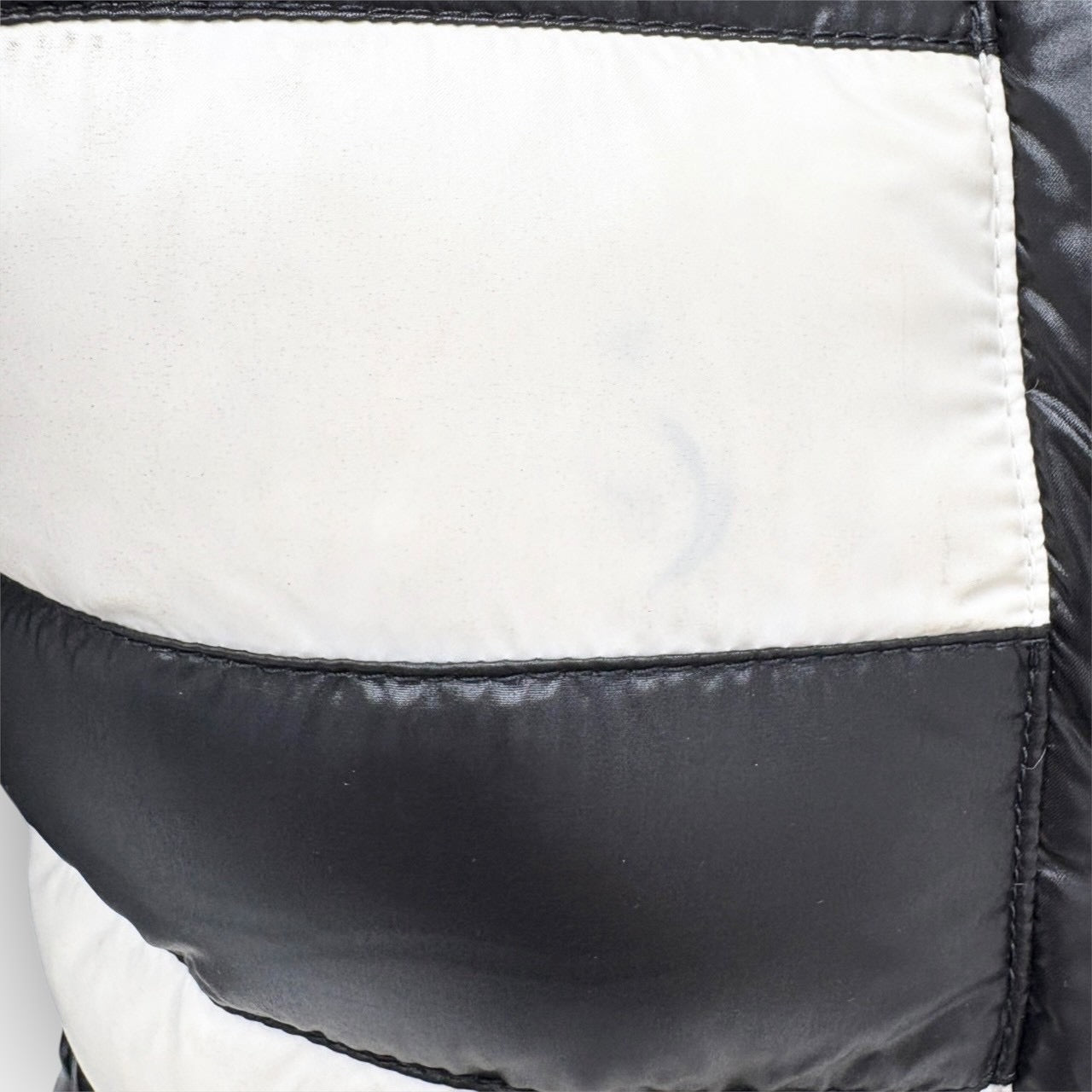 【SRC-38】MONCLER ダウンジャケット・コート ブラック THOMAS トーマス