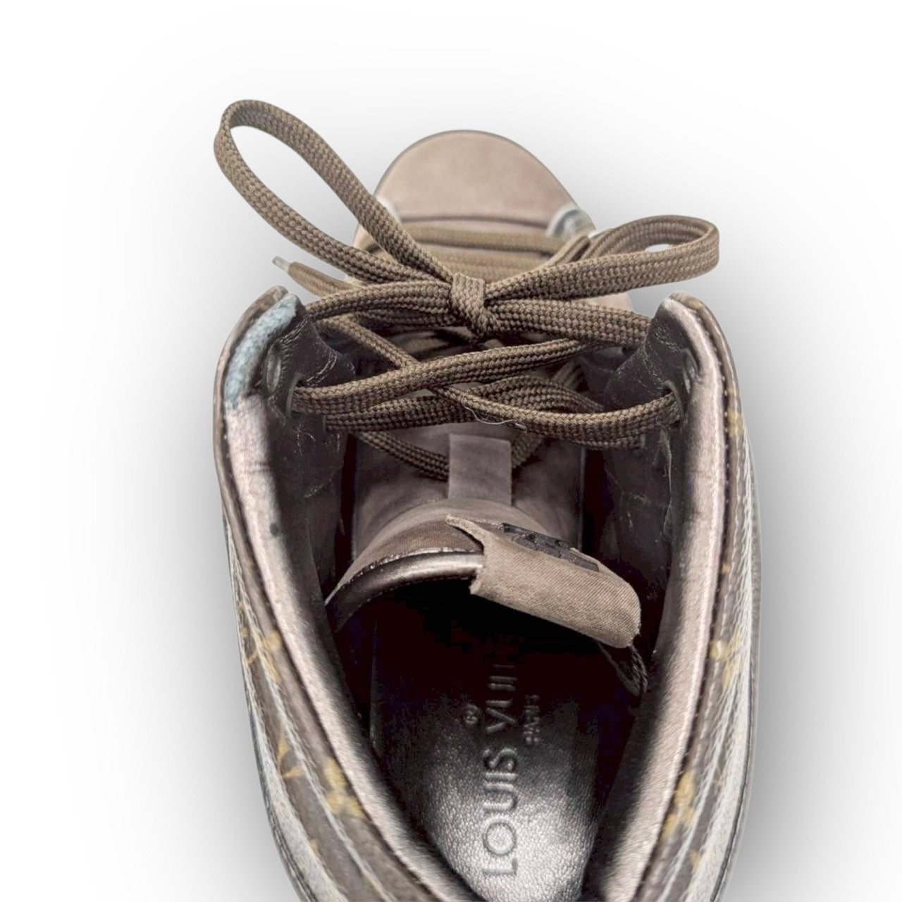 【658-4】LOUIS VUITTON スニーカー レディース