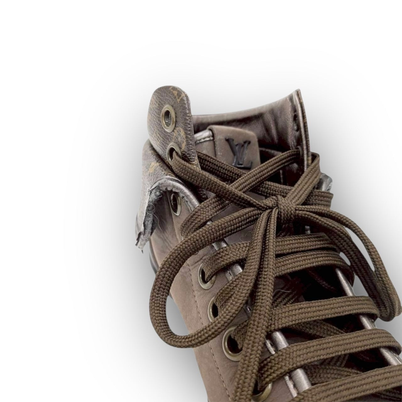 【658-4】LOUIS VUITTON スニーカー レディース