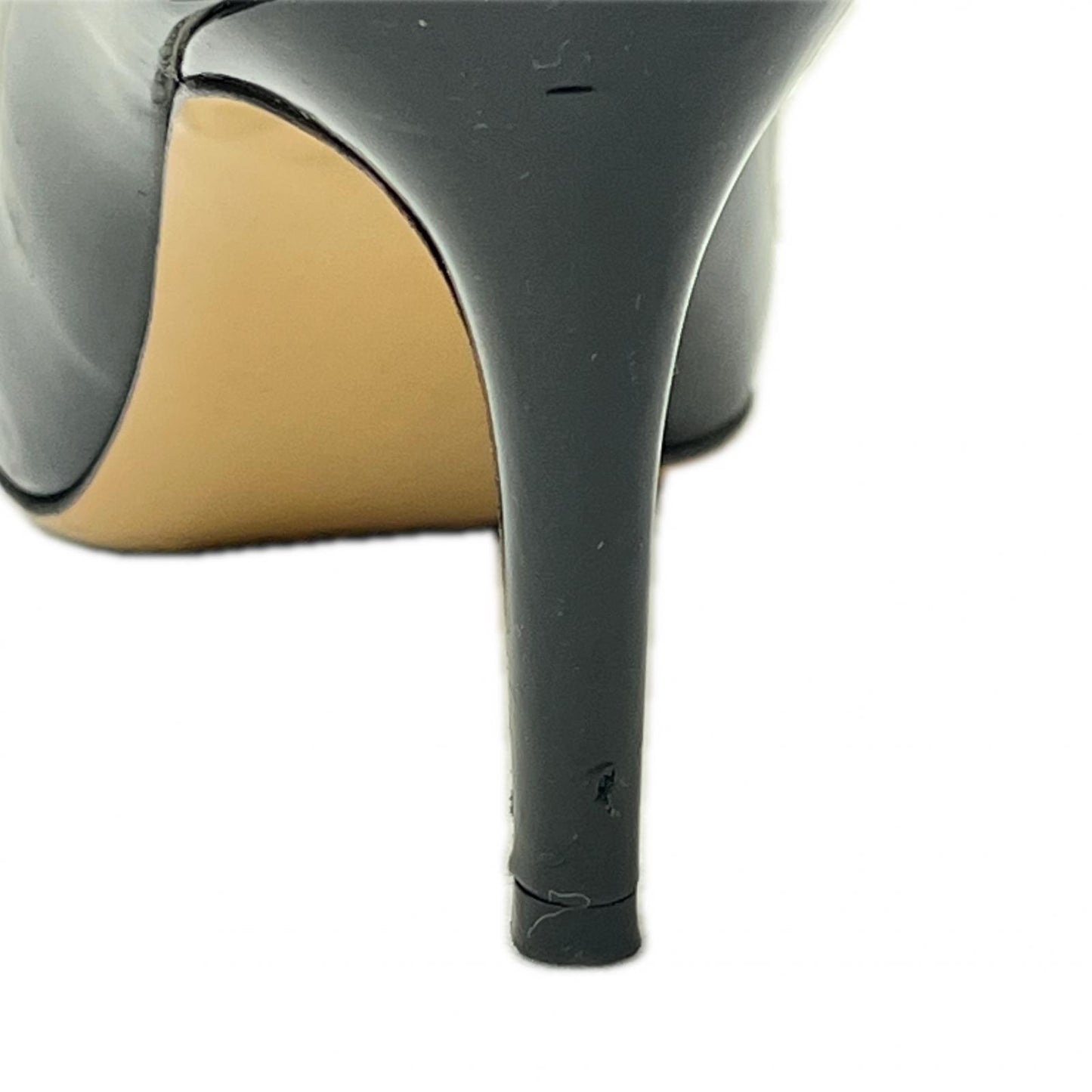 Salvatore Ferragamo(サルヴァトーレフェラガモ) パンプス