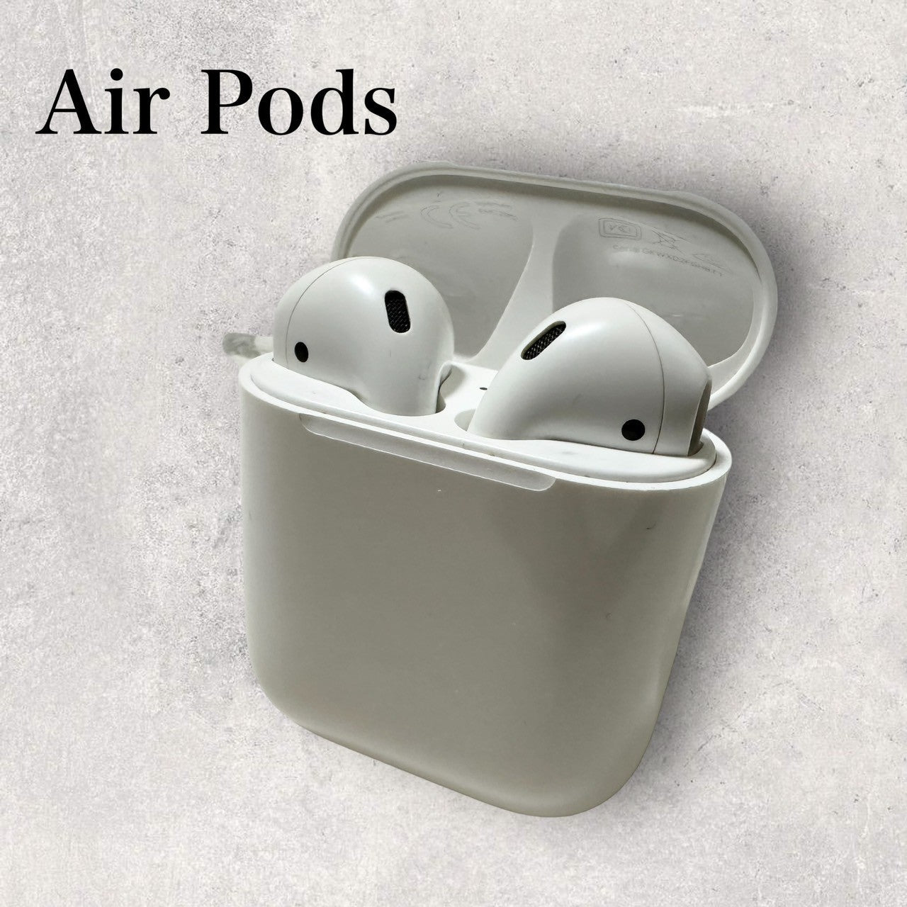 ケースに汚れあり】Apple アップル AirPods (第2世代) 充電ケース 