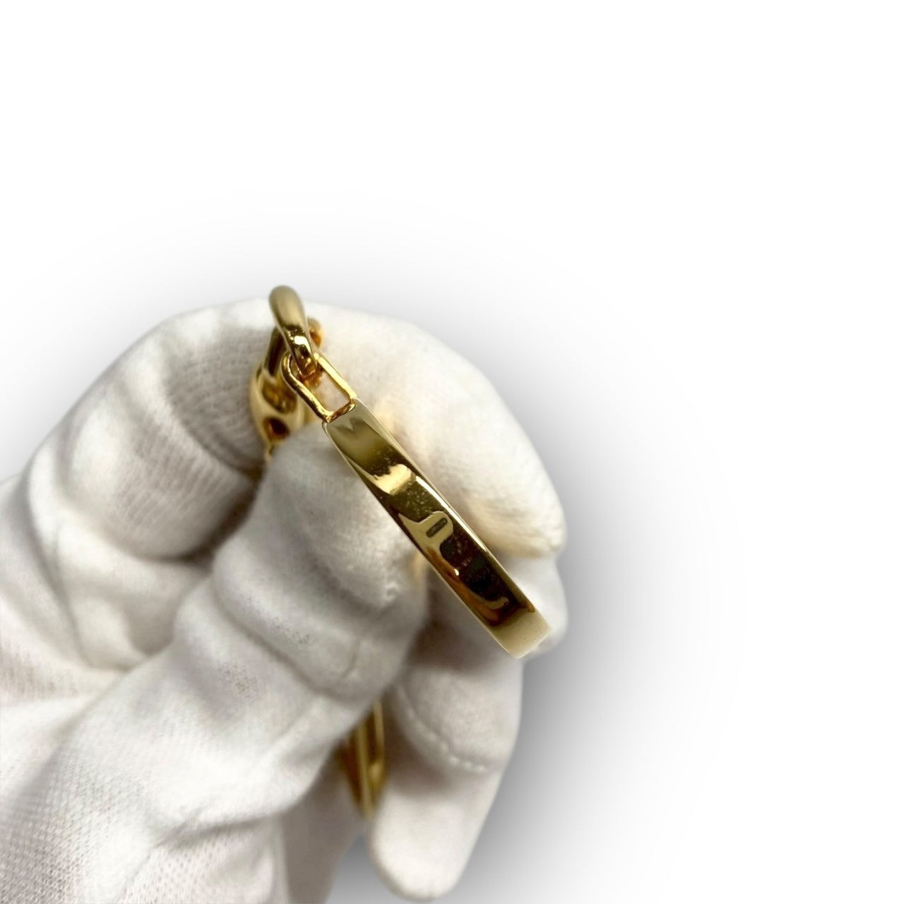 5 GUCCI グッチ キーホルダー ゴールド GGマーク 箱付き