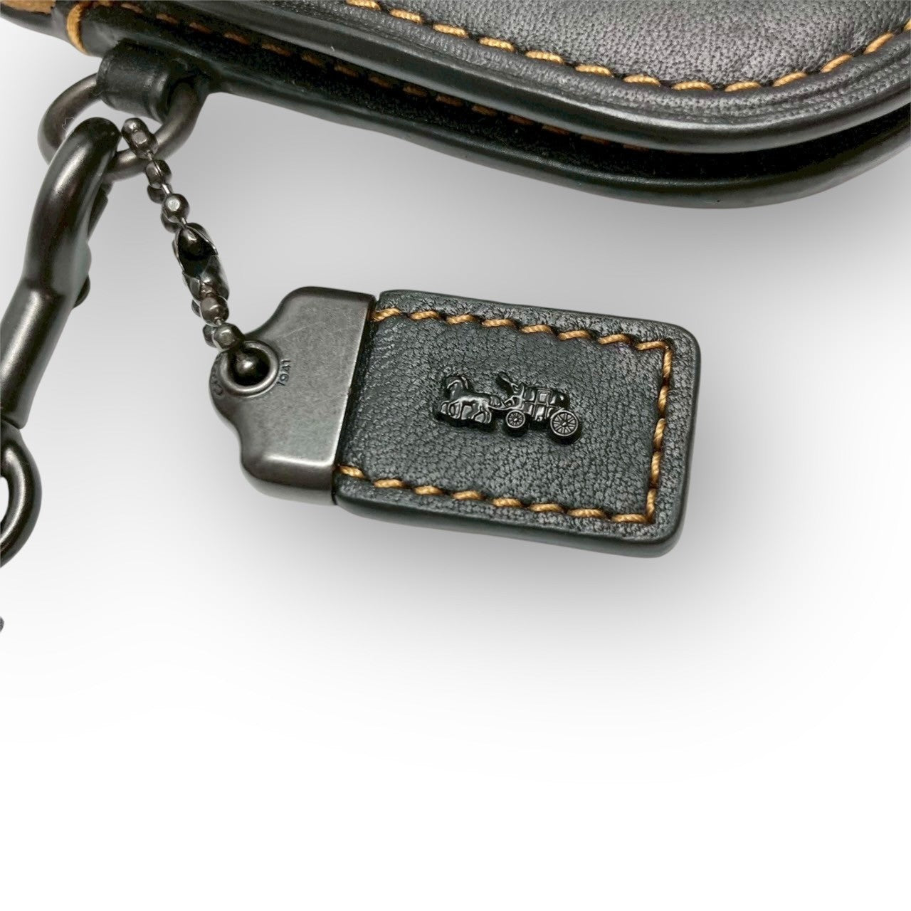 25 COACH コーチ 長財布 ポーチ型 ブラック