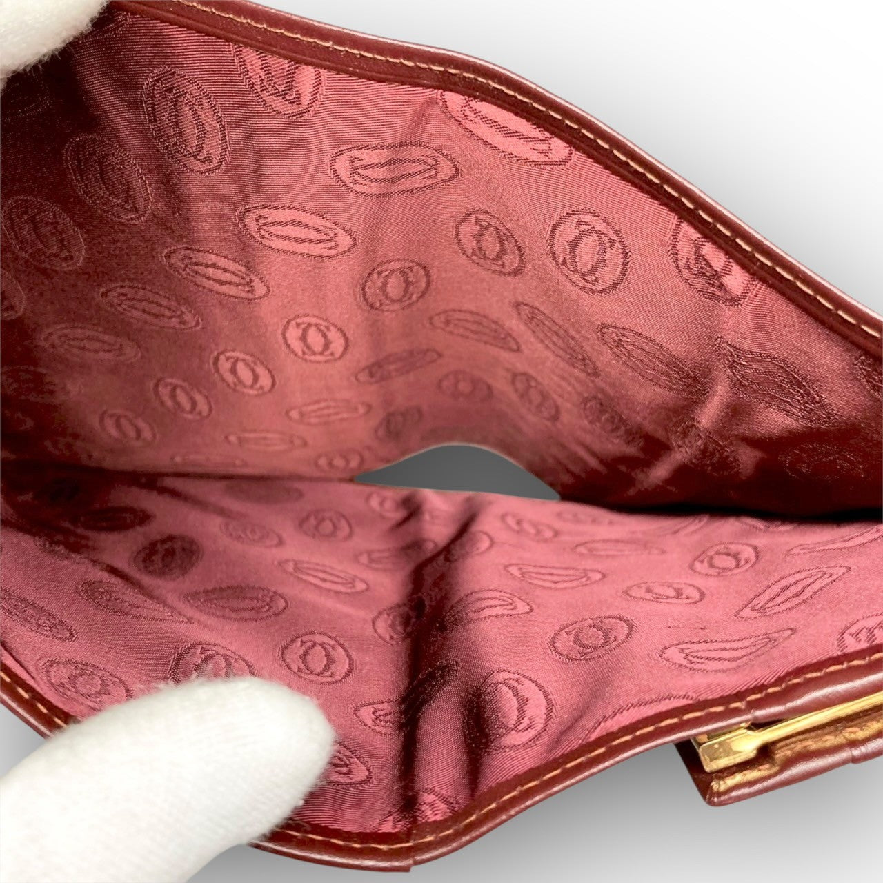 29 Cartier カルティエ 三つ折り財布 レッド