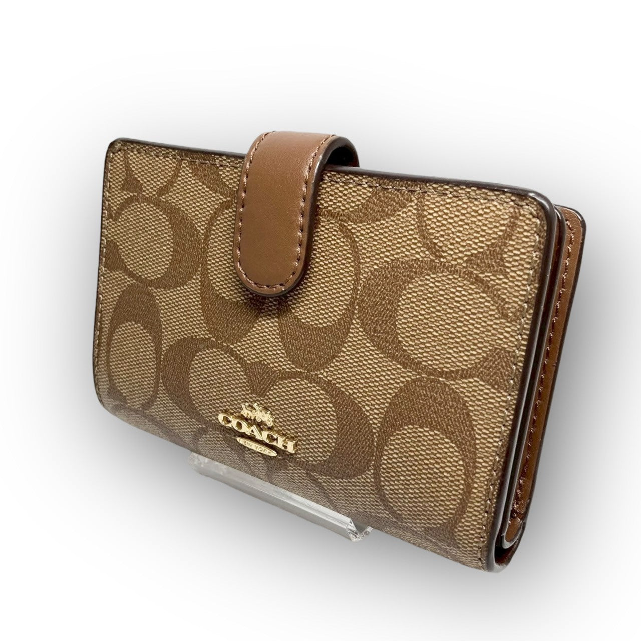 35 COACH コーチ 二つ折り財布 シグネチャー ブラウン