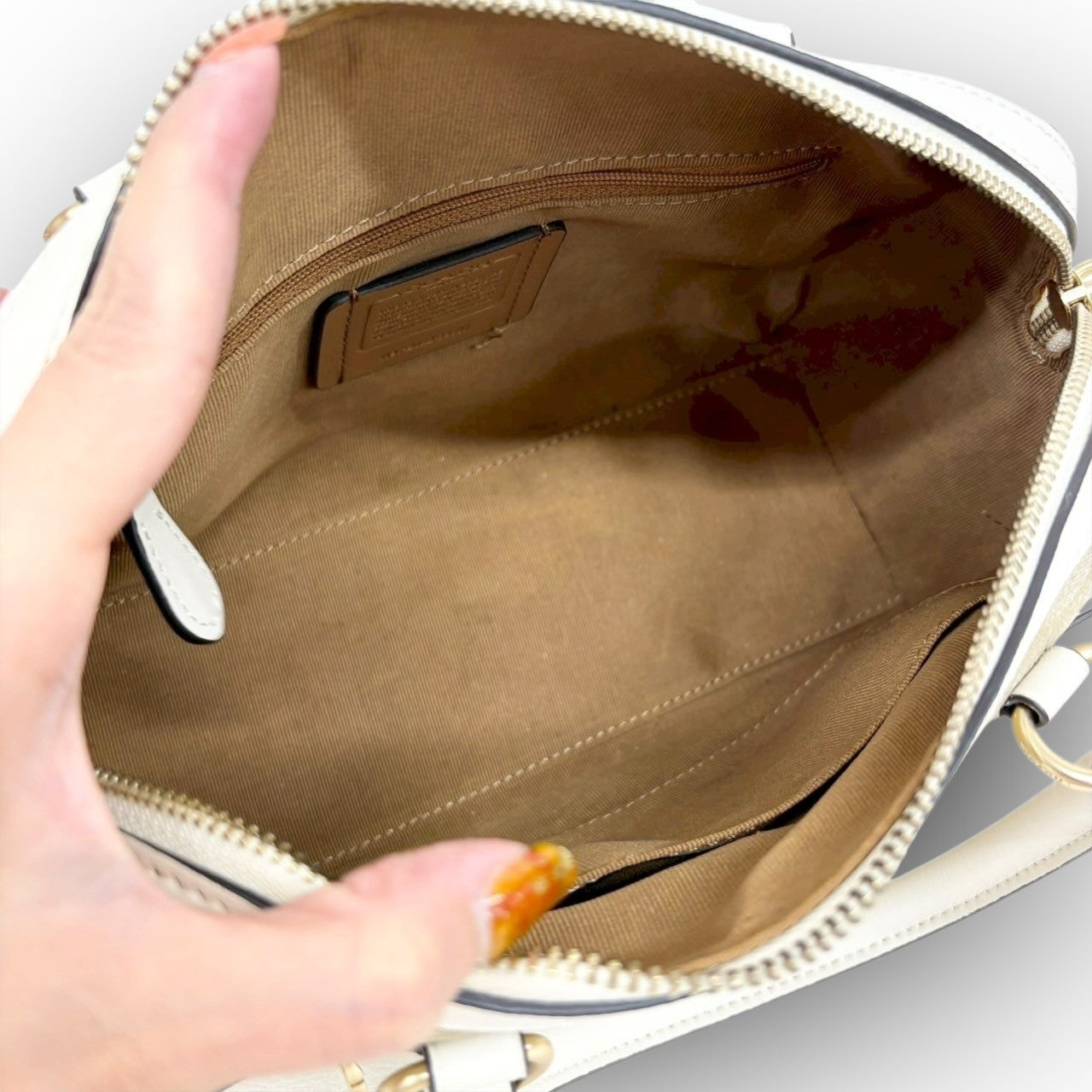 69 COACH コーチ PVCレザー 2way ショルダーバッグ ベージュ×ホワイト