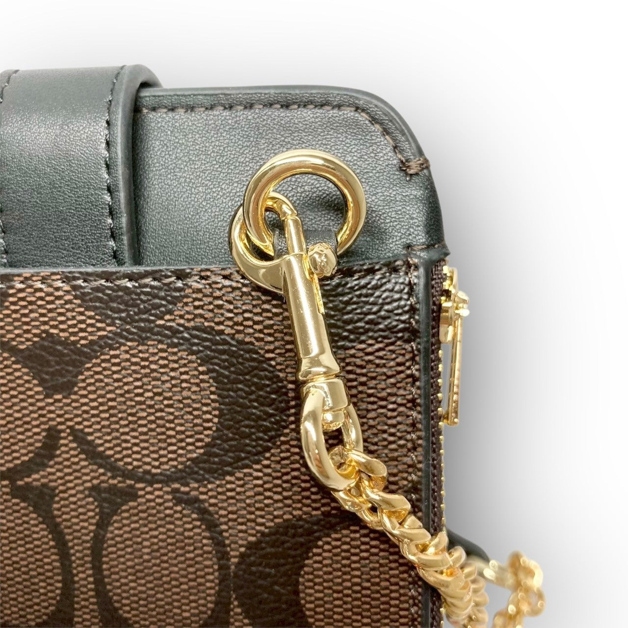 75 COACH コーチ チェーンバッグ スマホショルダー シグネチャー ブラウン/ブラック