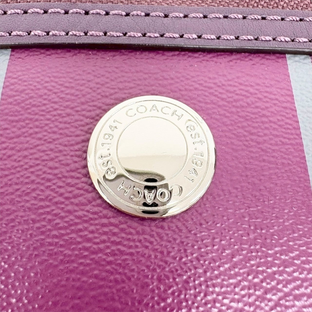 98 COACH コーチ PVCレザー ショルダーバッグ パープル
