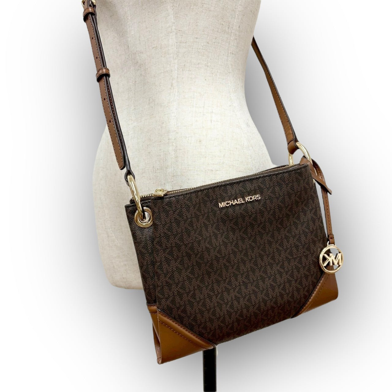 109 MICHAEL KORS マイケルコース ショルダーバッグ ブラウン