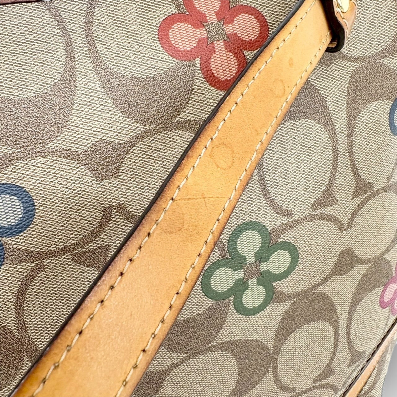 110 COACH コーチ ショルダーバッグ シグネチャー×花柄
