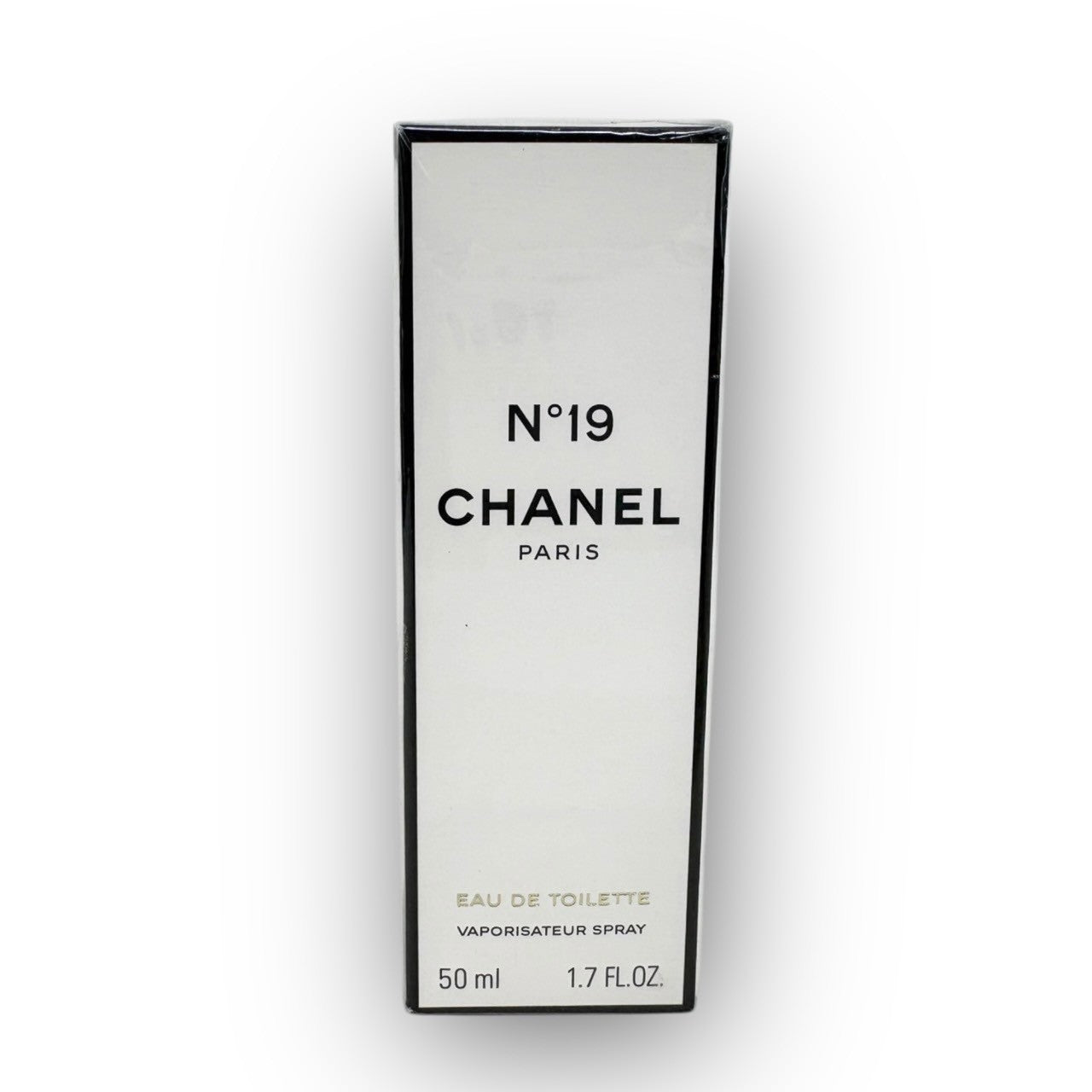 12 CHANEL No.19 EAU DE TOILETTE 50ml