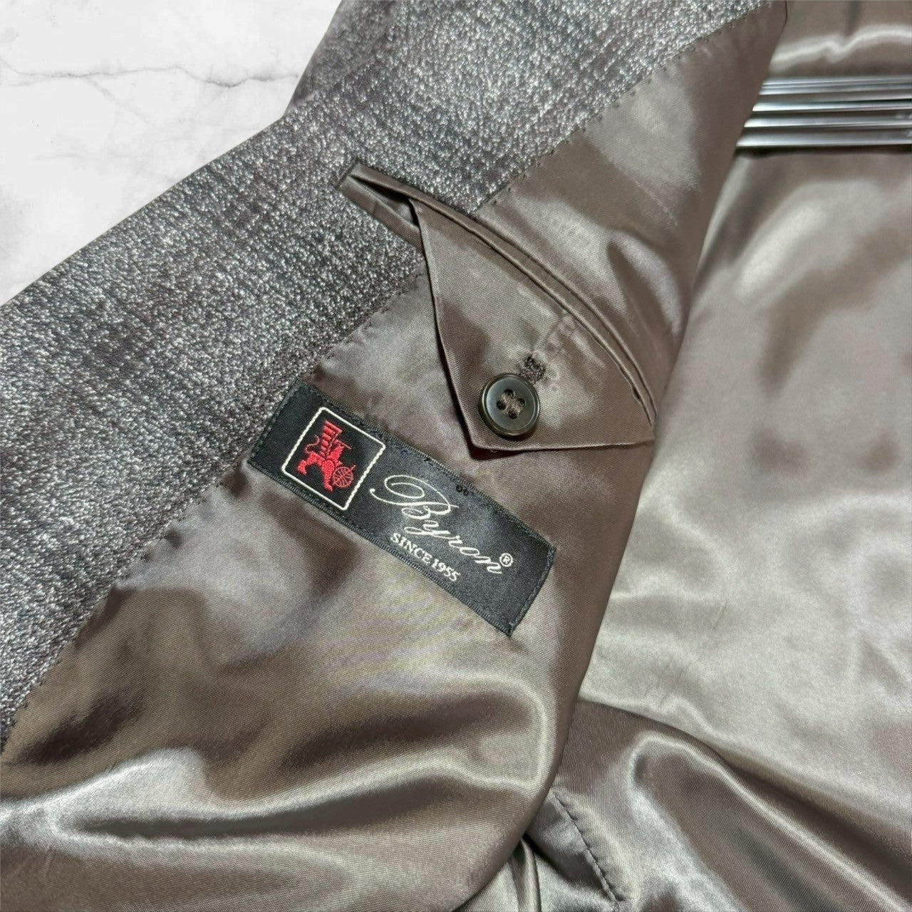 新品 BYRON バイロン ビジネススーツ AB4 グレー チェック