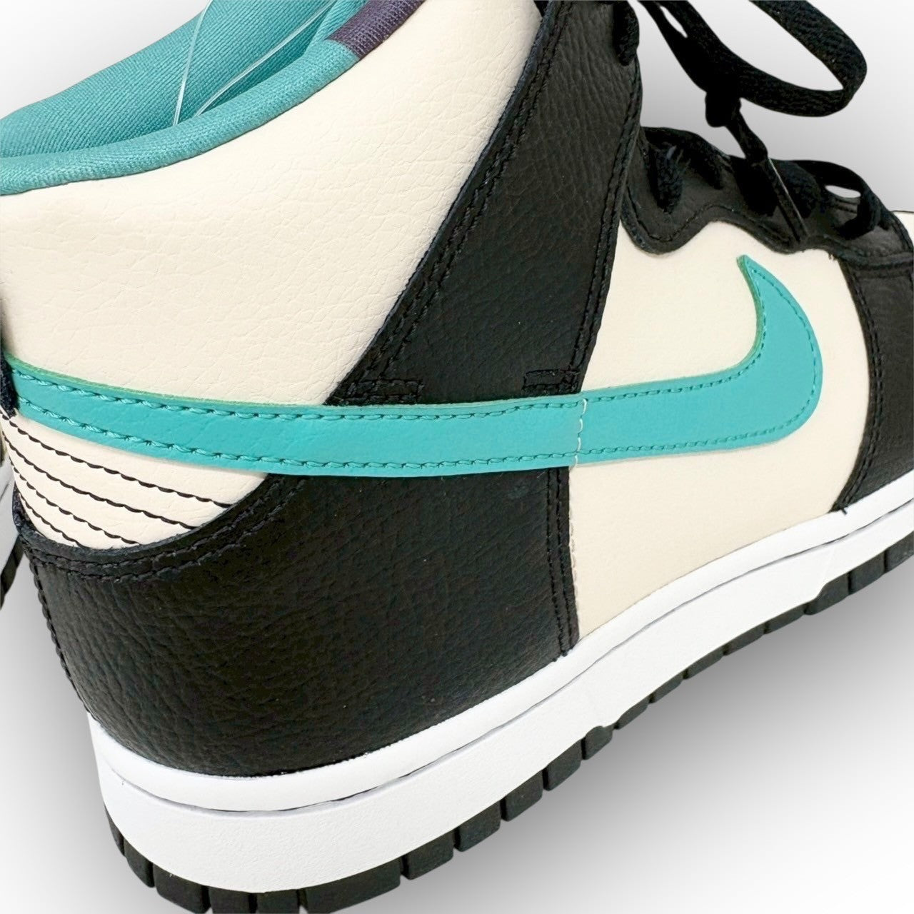 【SRC-107】NIKE スニーカー/DO9455-200/26/付属品:箱/紐