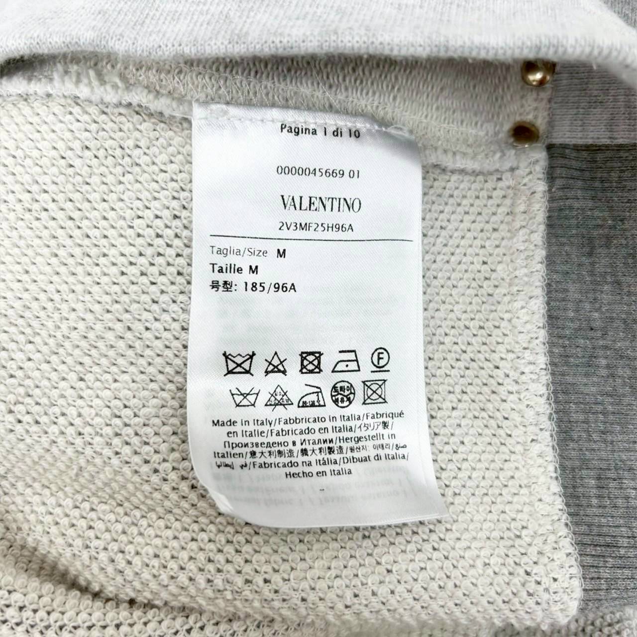 【SRC-18】VALENTINO ロックスタッツパーカー