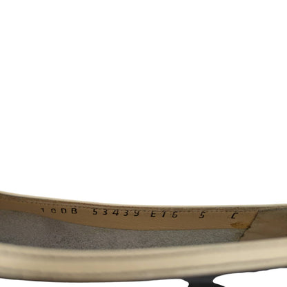 RC2601-306 Salvatore Ferragamo パンプス バイカラー 5