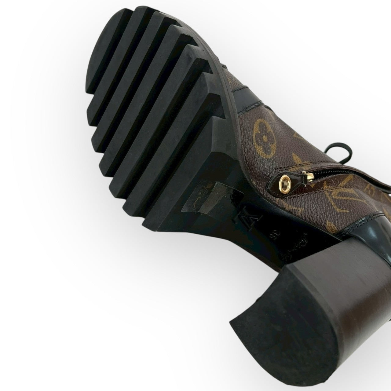 【RC2601-218】LOUIS VUITTON ブーツ 36 箱付き