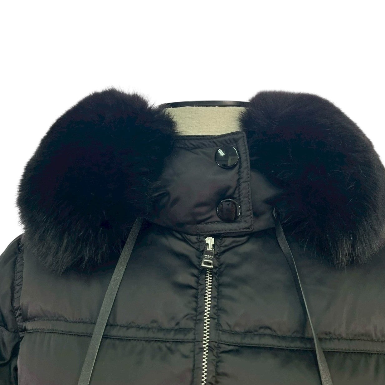 RC2601-115 PRADA ブラック ダウンコート 40