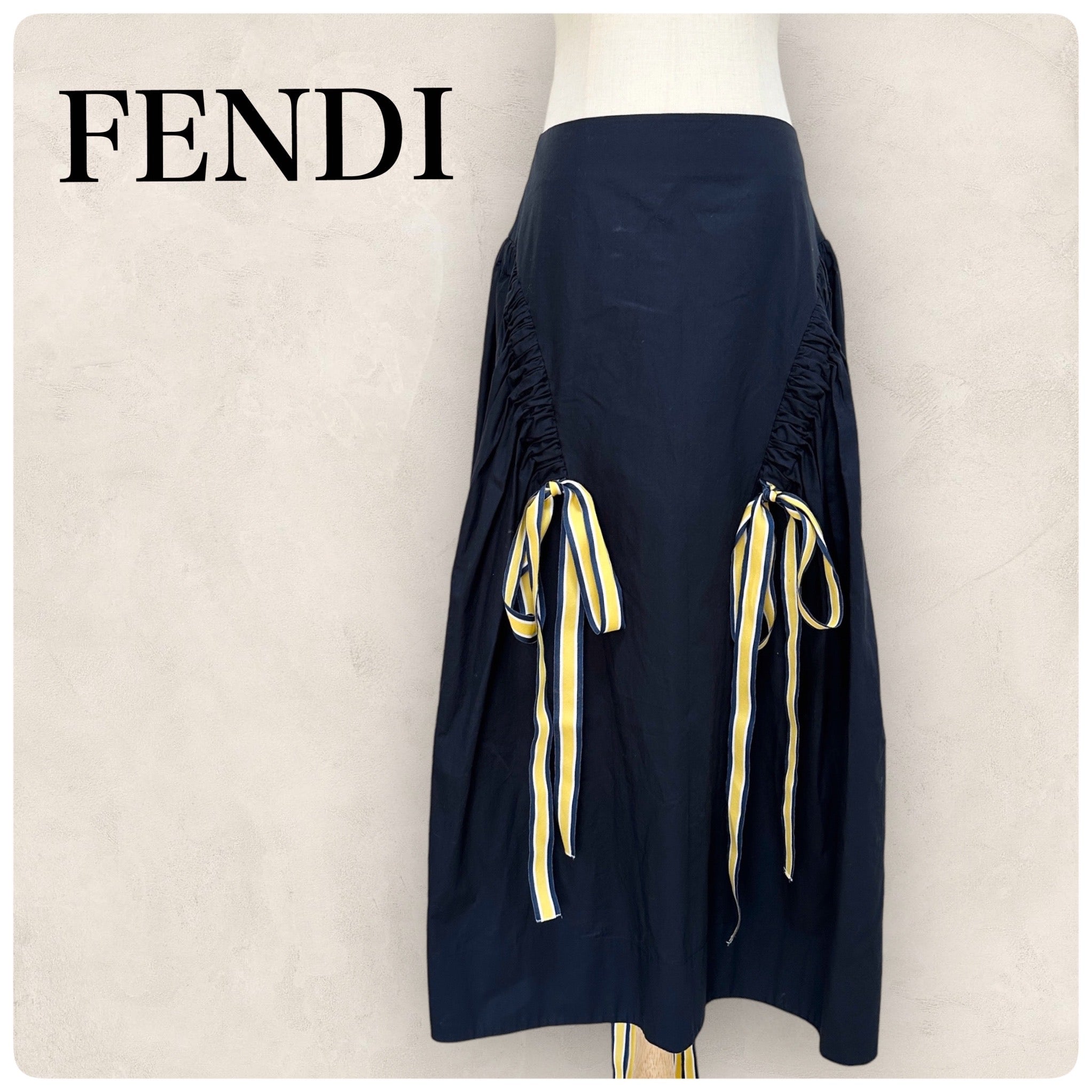 美品】FENDI サイド イエローリボン スカート サイズ44 ネイビー 紺