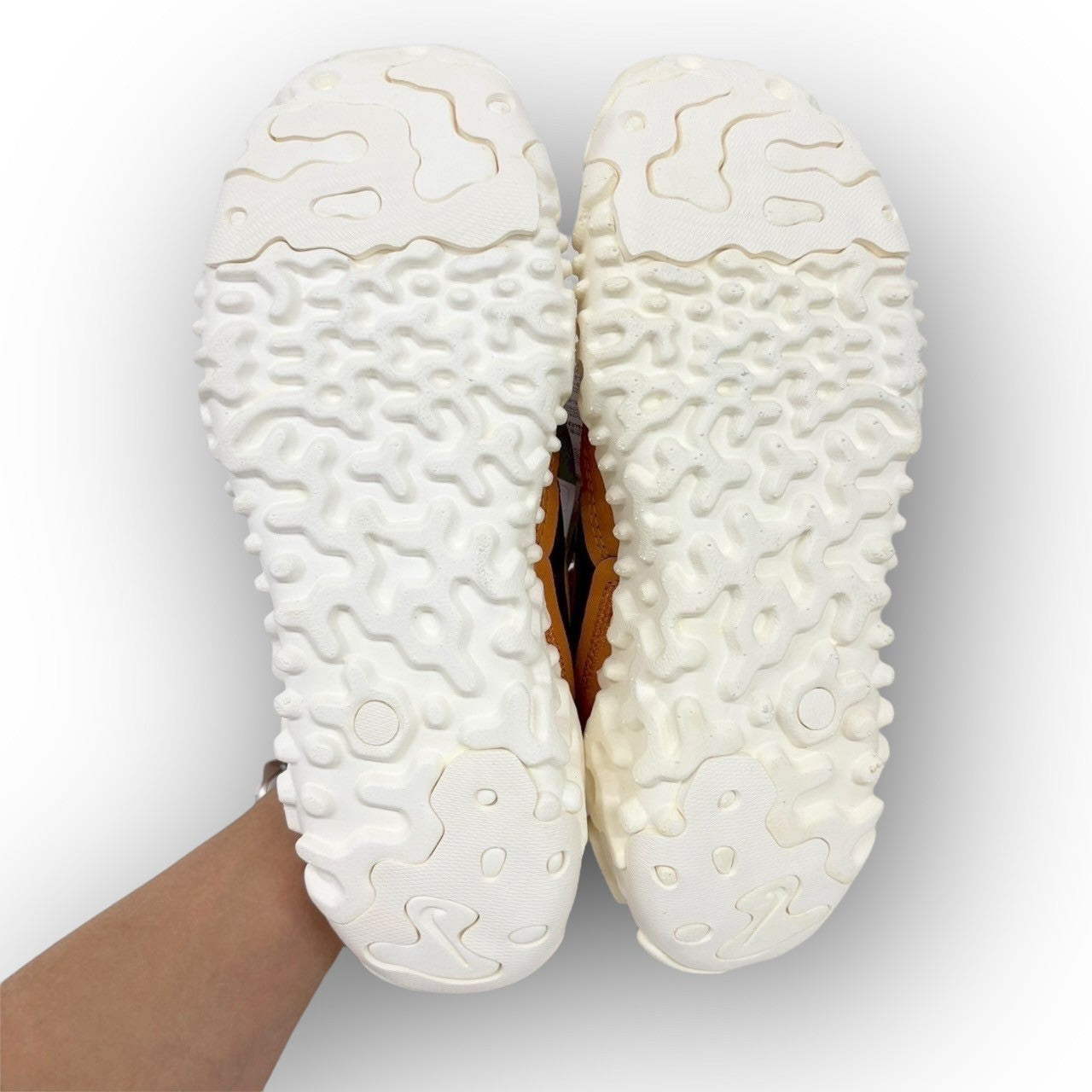 【743-1】NIKE スニーカー/DC8240-800/26/付属品:箱