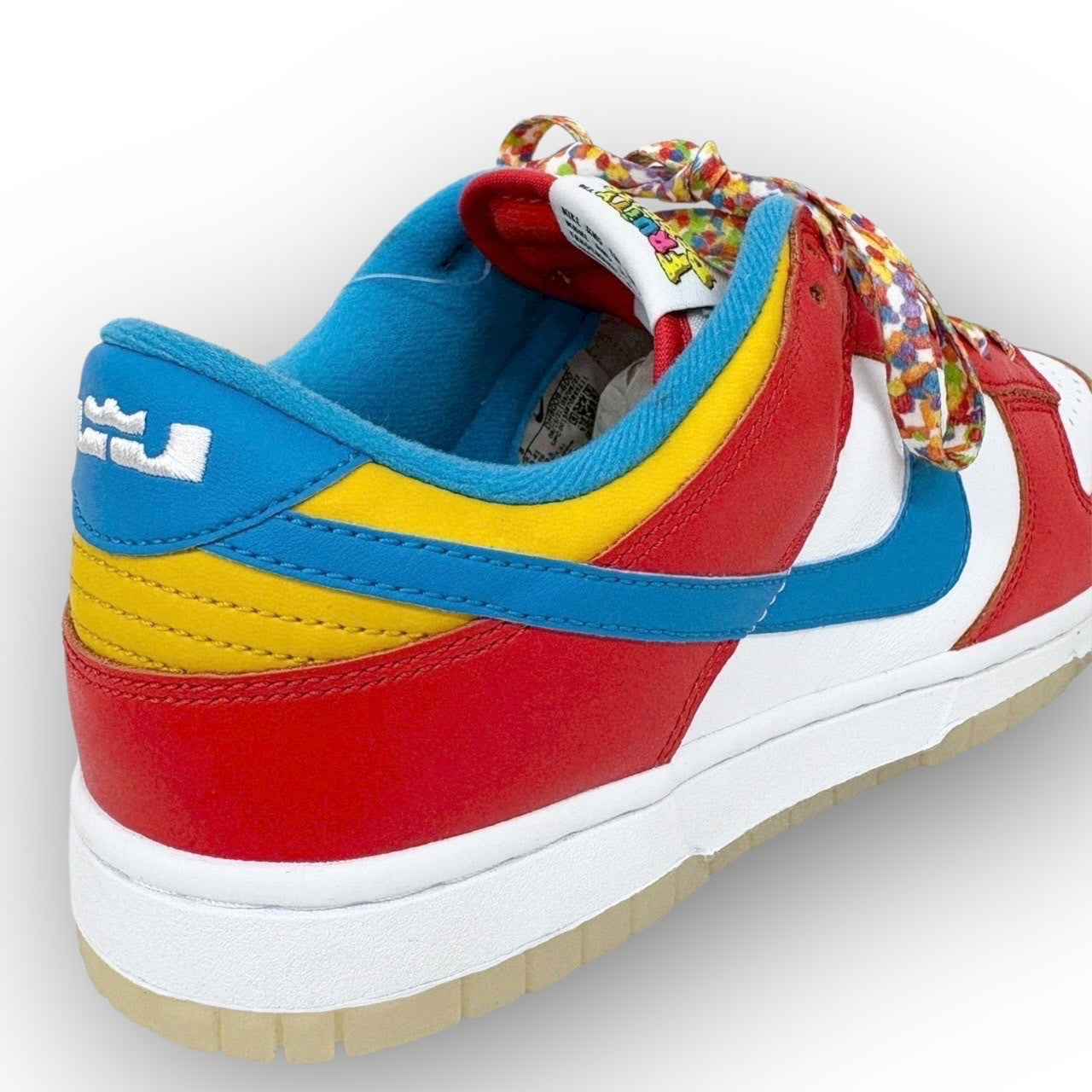 【743-3】NIKE スニーカー/DH8009-600/26/付属品:箱/紐