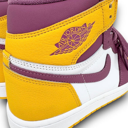 【744-3】NIKE スニーカー/555088-706/26/付属品:箱/紐