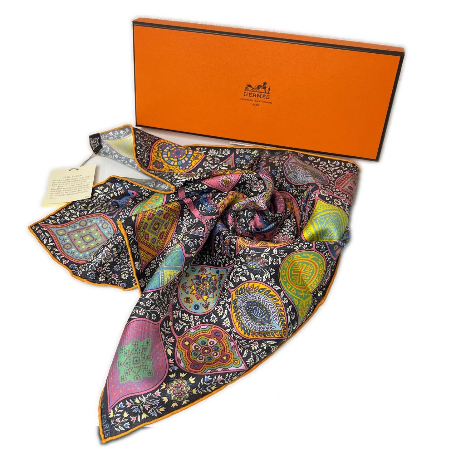 HERMES　エルメス　カレ　ハンカチーフ　生命の木　シルク