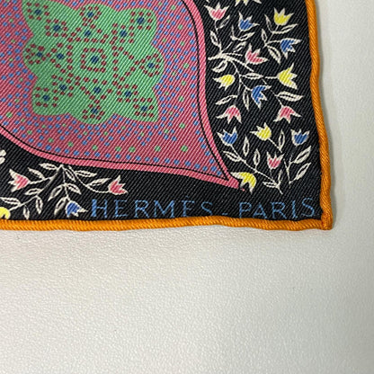 HERMES　エルメス　カレ　ハンカチーフ　生命の木　シルク
