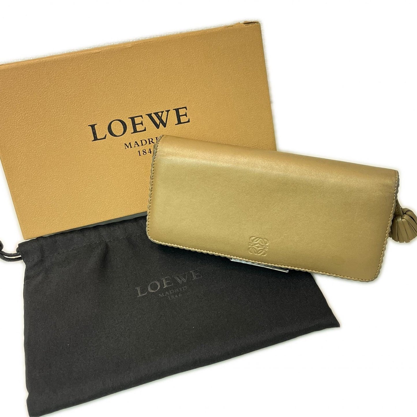 LOEWE(ロエベ) 長財布