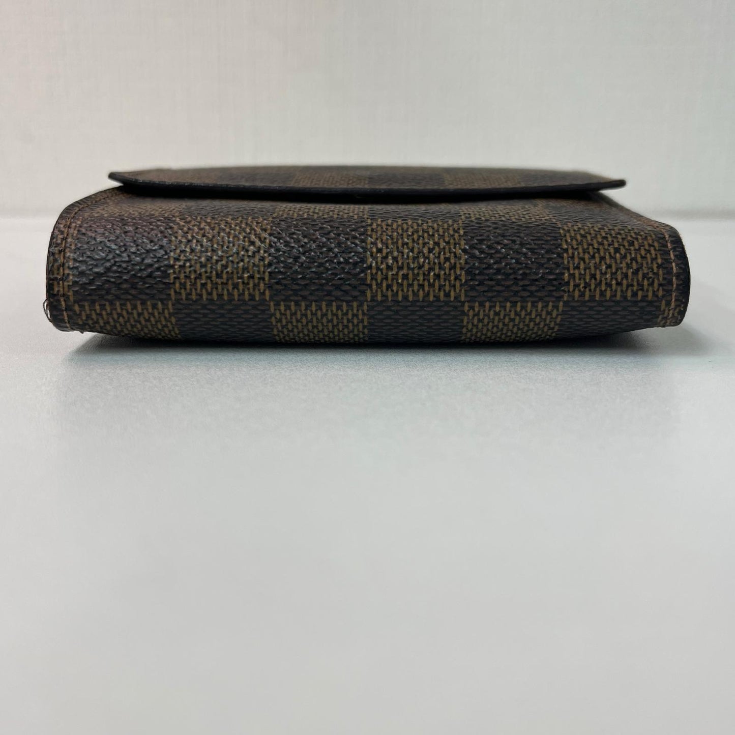 LOUIS VUITTON(ルイ・ヴィトン) 二つ折り財布
