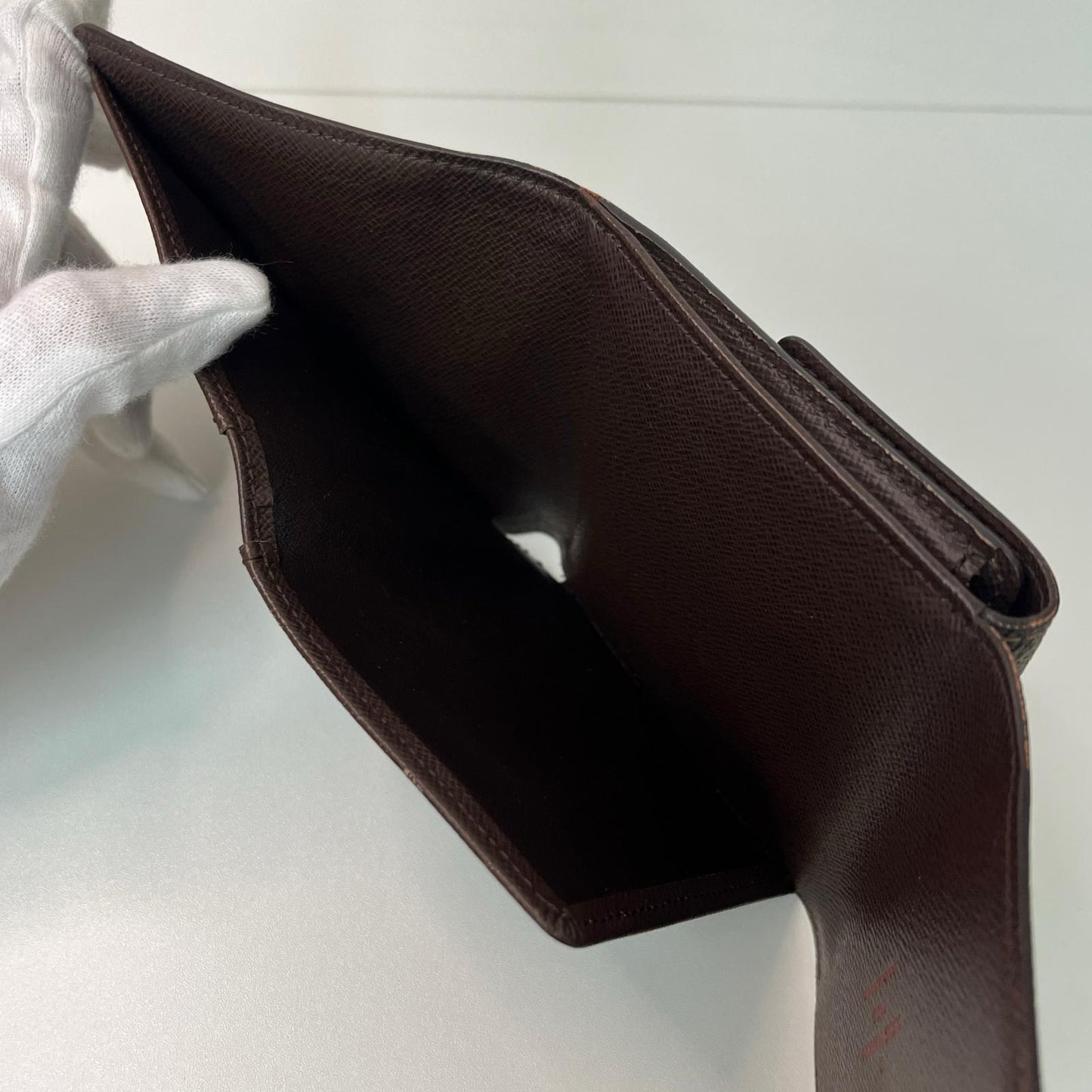 LOUIS VUITTON(ルイ・ヴィトン) 二つ折り財布