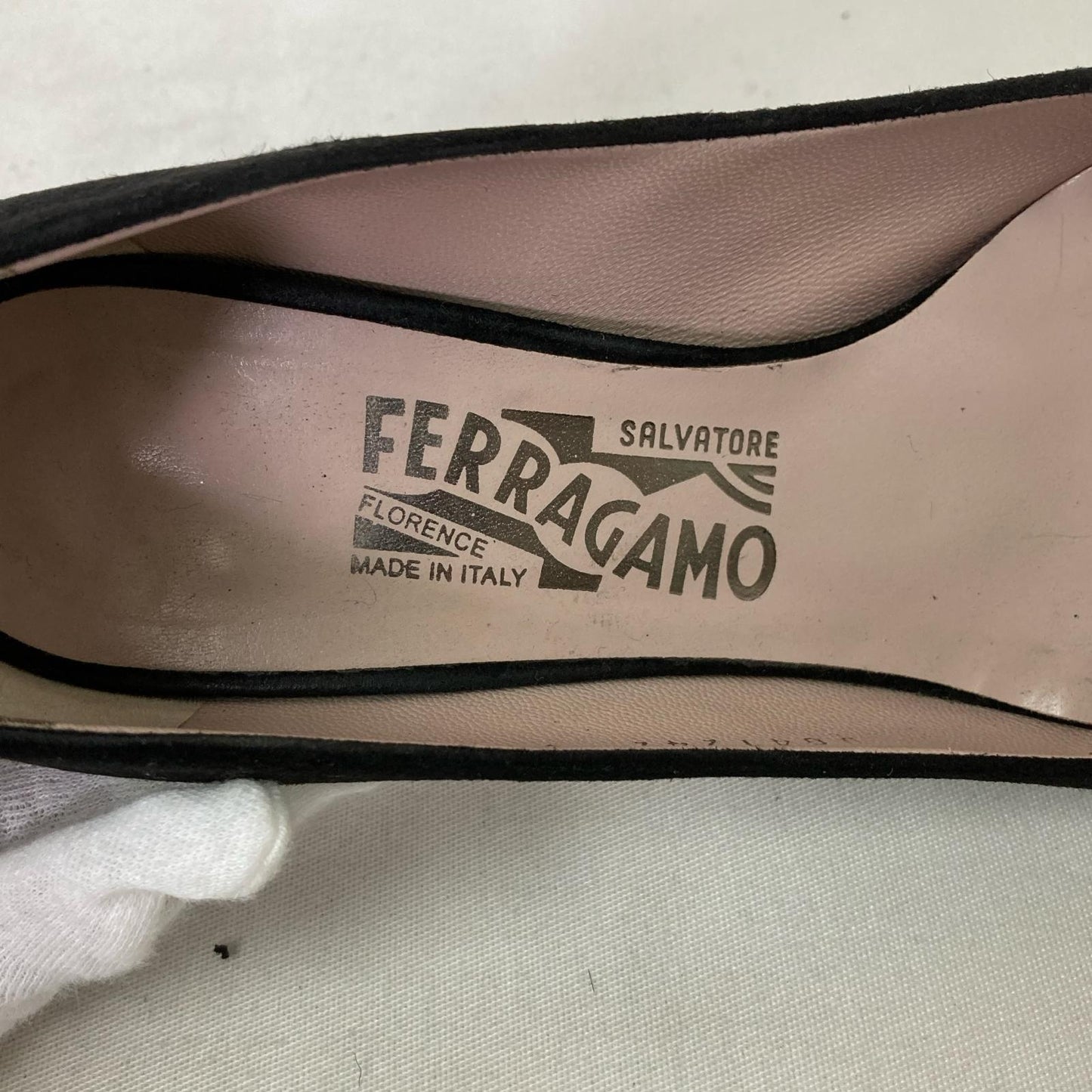Salvatore Ferragamo(サルヴァトーレフェラガモ) パンプス
