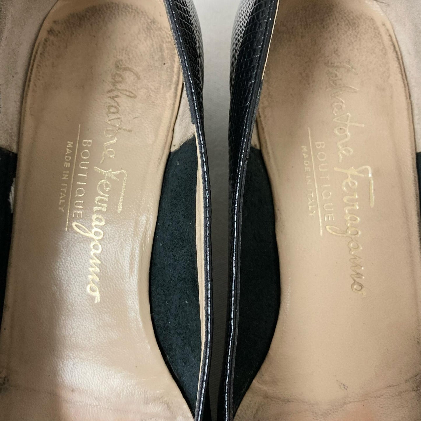 Salvatore Ferragamo(サルヴァトーレフェラガモ) パンプス
