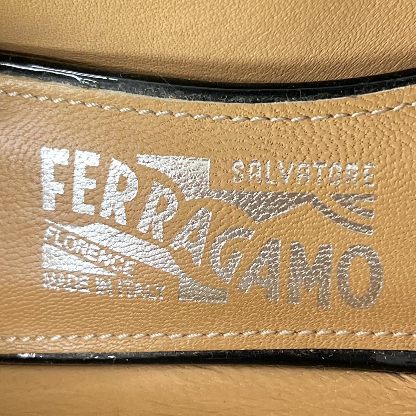 Salvatore Ferragamo(サルヴァトーレフェラガモ) パンプス