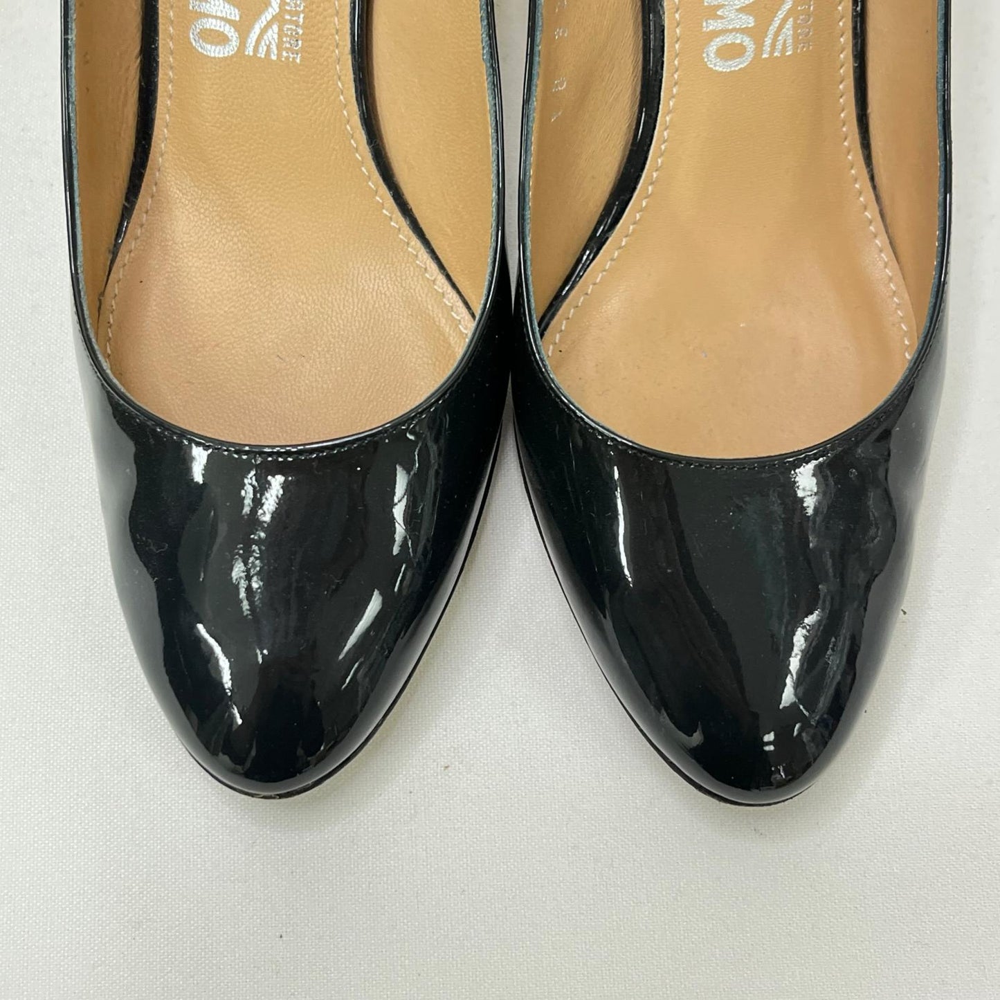 Salvatore Ferragamo(サルヴァトーレフェラガモ) パンプス