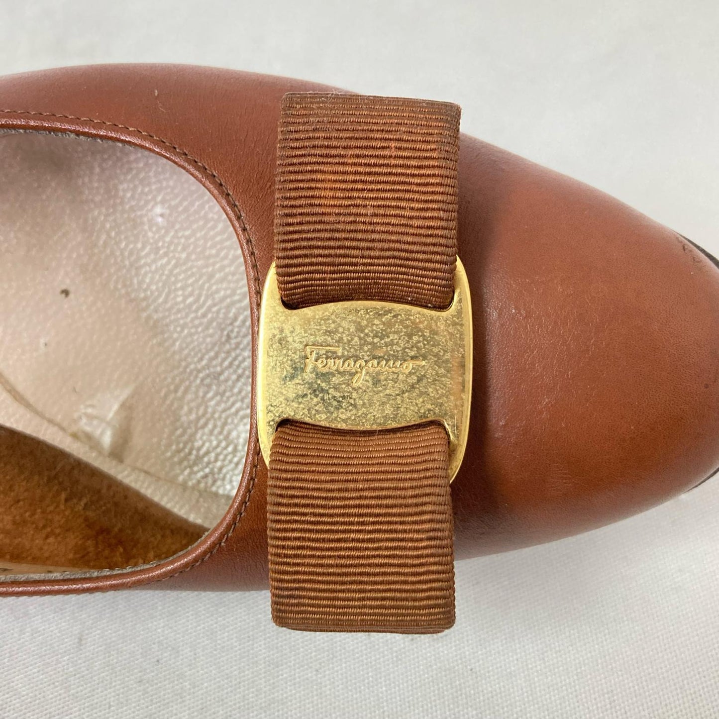 Salvatore Ferragamo(サルヴァトーレフェラガモ) パンプス