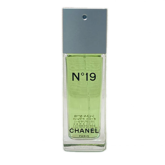 CHANEL シャネル　N°19 オードゥトワレット 　ヴァポリザター　 50ml 香水