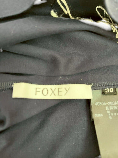 FOXEY TシャツContrail R ロゴ エンブロイダリー Tシャツ 38