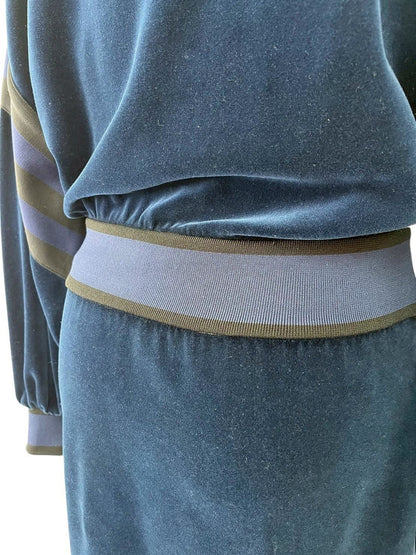 RC2601-87 GUCCI×adidas ワンピース ネイビー695679 XJEC9/XXS