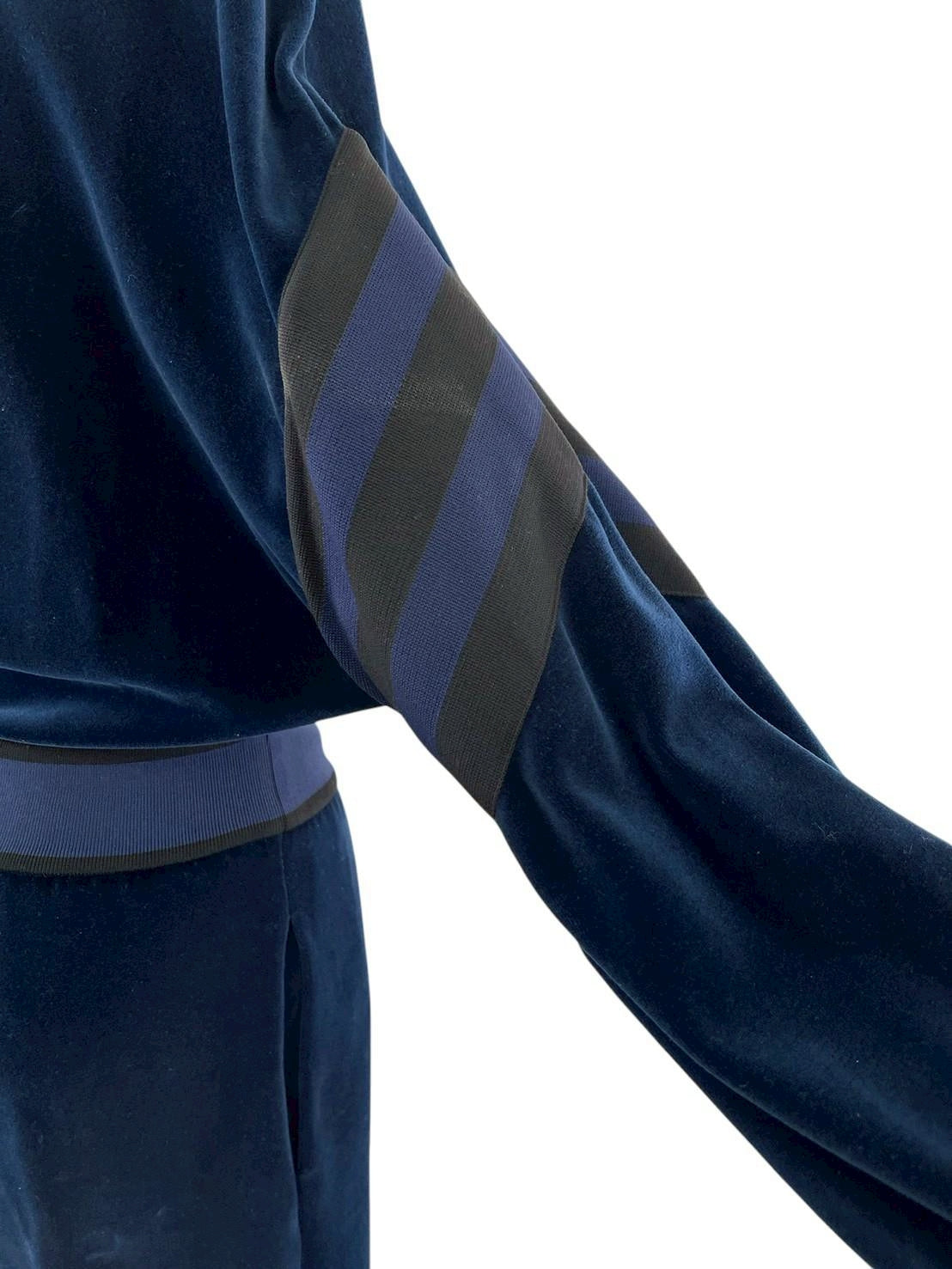 RC2601-87 GUCCI×adidas ワンピース ネイビー695679 XJEC9/XXS