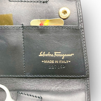 １FERRAGAMO フェラガモ バッグ型 ソーイングセット ブラック 箱付き