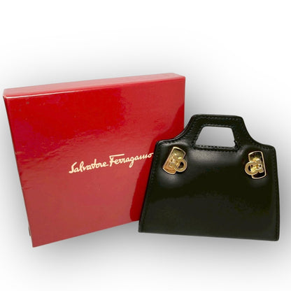 １FERRAGAMO フェラガモ バッグ型 ソーイングセット ブラック 箱付き