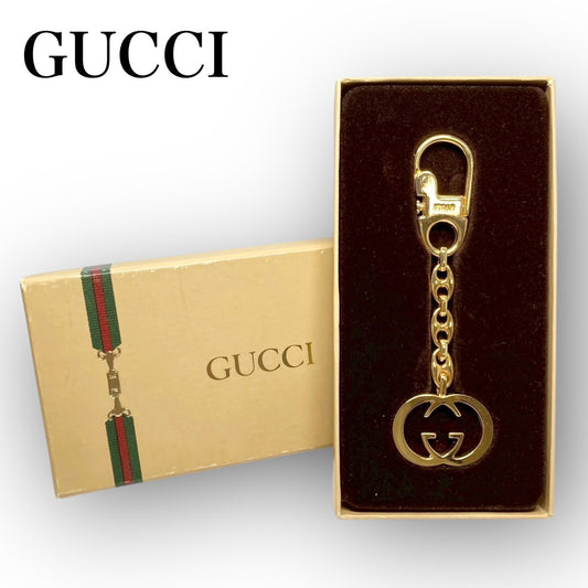 ５ GUCCI グッチ キーホルダー ゴールド GGマーク 箱付き