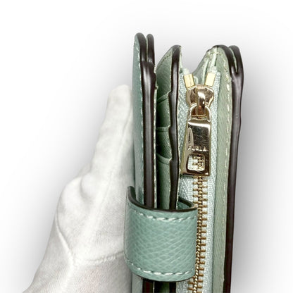 ７ FURLA フルラ 二つ折り財布 箱/保存袋付き