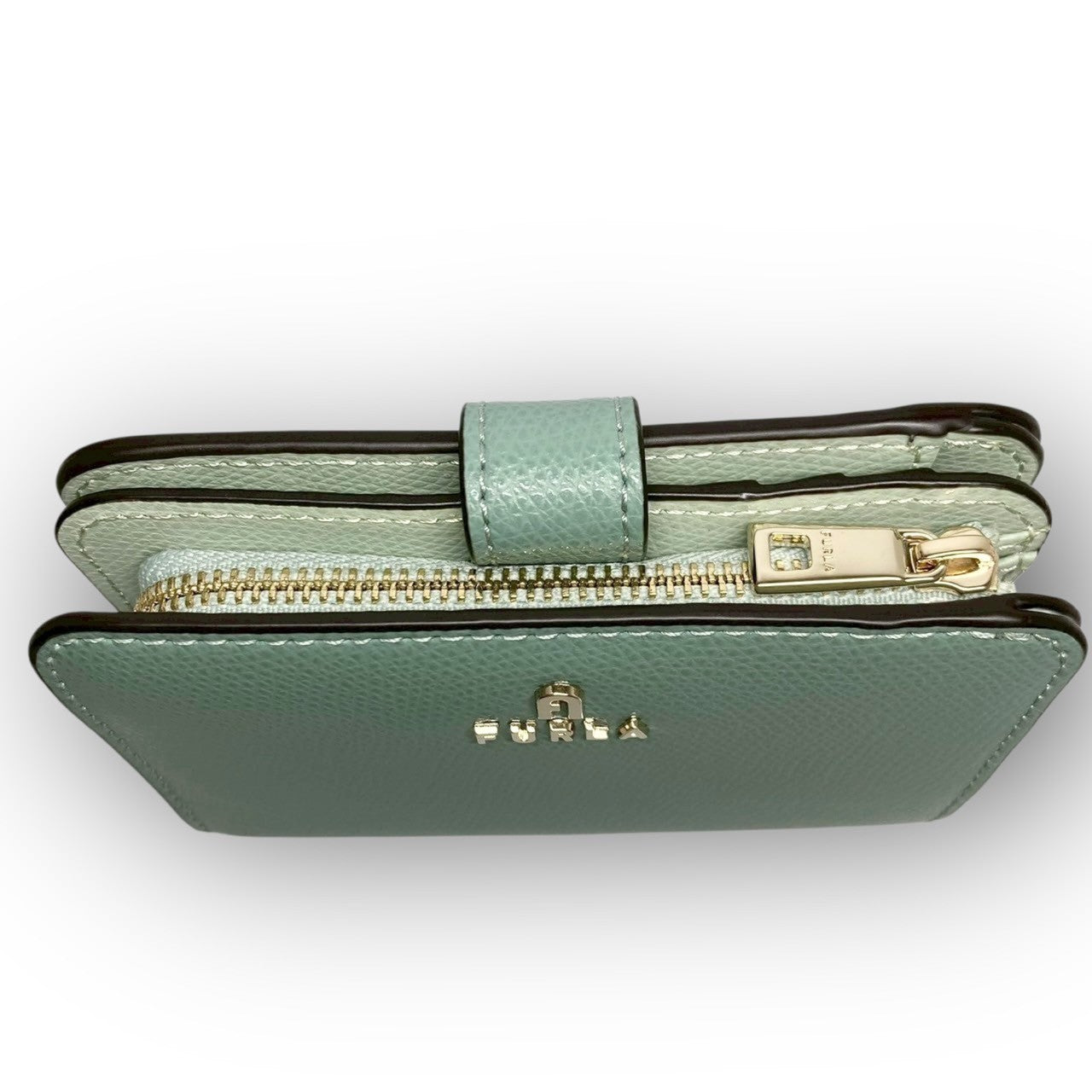７ FURLA フルラ 二つ折り財布 箱/保存袋付き